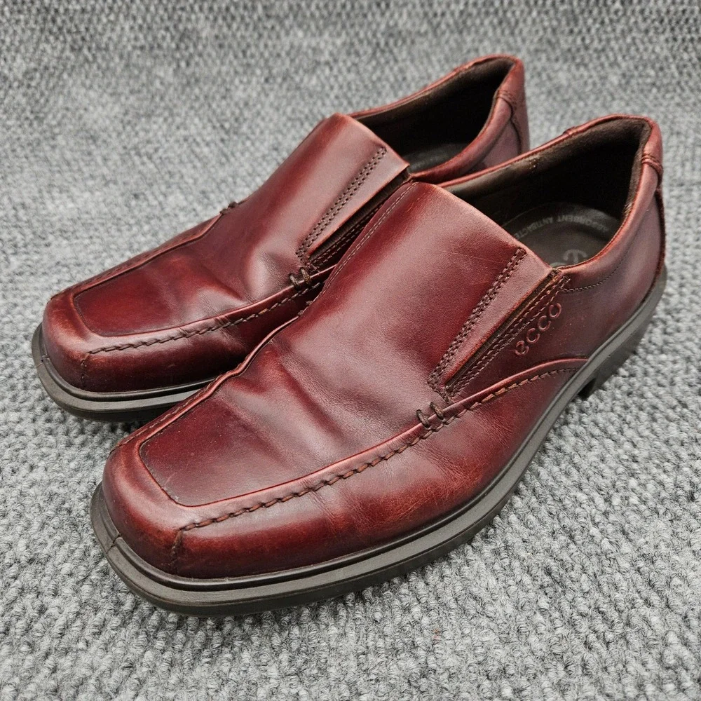 ECCO Helsinki (Men's 42) Burgundy Leather Slip On Loafers Dress Shoes Square Toe